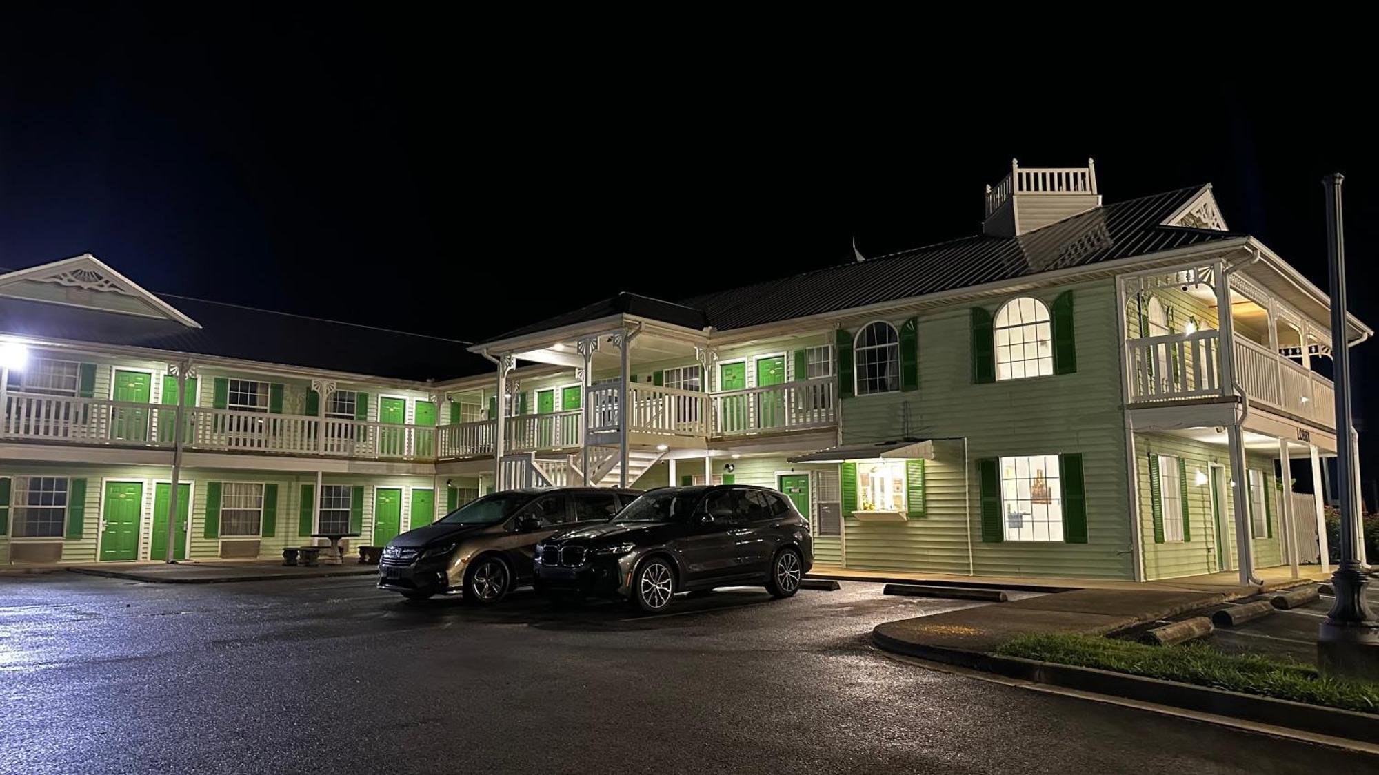 Key West Inn - Chatsworth Exterior foto