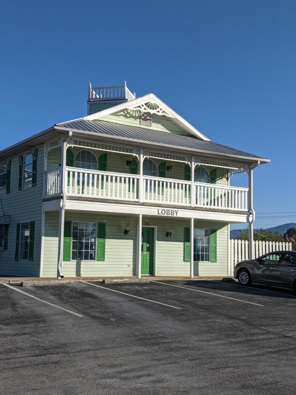 Key West Inn - Chatsworth Exterior foto